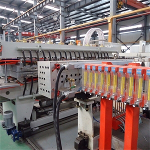 PP hollow profile sheet machine