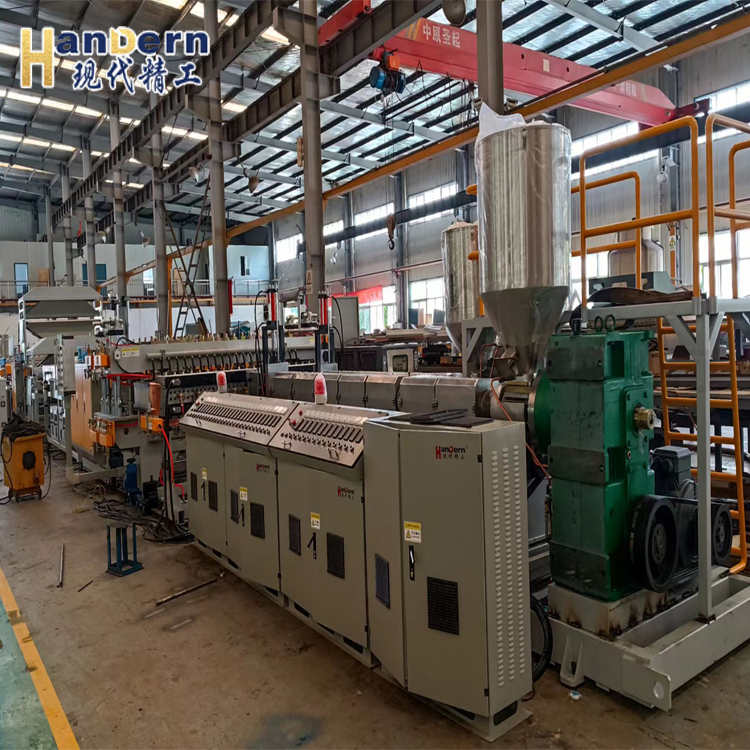 The application field of hollow lattice plate production line is introduced