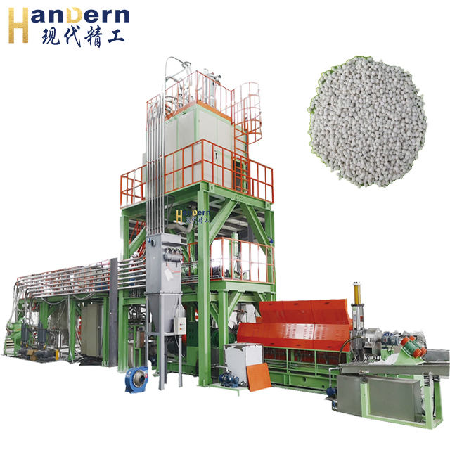 Continuous granulating   machine