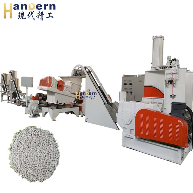 Double stage granulating machine