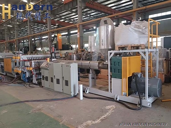 plastic hollow grid board production line 2