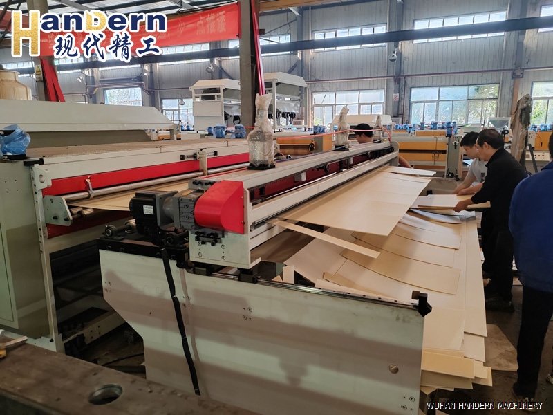 Plastic calcium plastic board production line